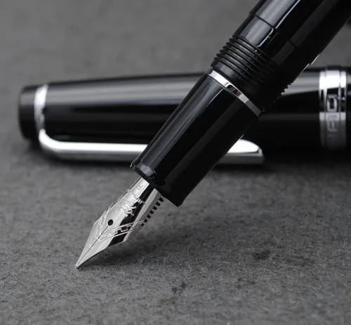 Vista 5 de JINHAO 82 - Pluma estilográfica con clip plateado (punta F 0.020 in, negro)