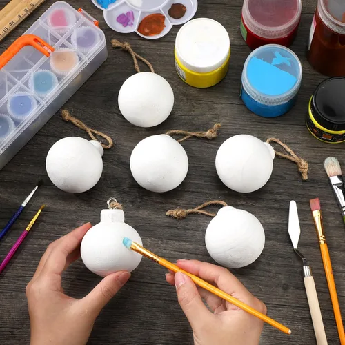 Vista 4 de Hiboom 6 bolas de Navidad de madera sin terminar, redondas, naturales, de 2.6 x 2.4 pulgadas, adornos para árboles de Navidad, manualidades