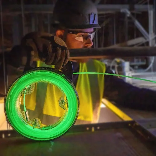 Vista 6 de Klein Tools 50660 Cinta de pescado que brilla en la oscuridad, fibra de vidrio con punta de nailon y conector de acero inoxidable para accesorios