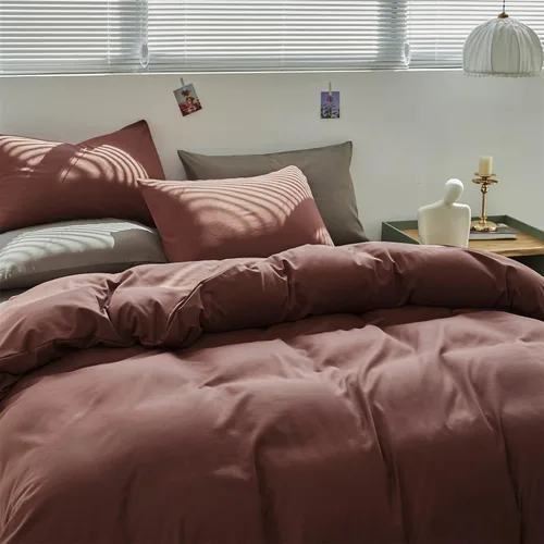 Vista 380 de CLOTHKNOW Juego de edredón de 3 piezas a cuadros color beige óxido, tamaño Full, juego de ropa de cama de cuadros edredón terracota con 2 fundas