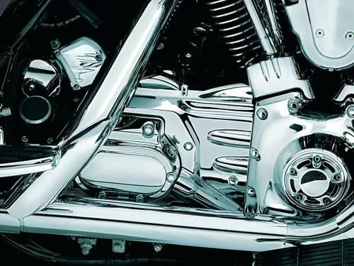 Vista 2 de Kuryakyn 8201 - Cubierta de línea de aceite y cubierta de transmisión/cubierta para motocicletas Harley-Davidson Touring 2002-06, cromada