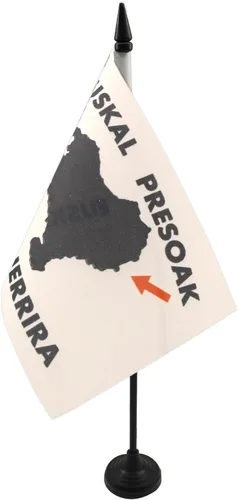 Vista 196 de Aland Table Flag 4'' x 6'' - Aland - Finland Desk Flag 15 x 10 cm - Black plastic stick and base - AZ FLAG