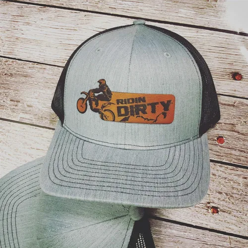 Vista 3 de Alterd Industries Braap - Gorra de camionero personalizada con cierre Snapback 7 opciones de color o sombrero para motocross, gorra Richardson 112
