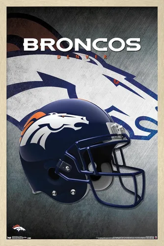 Vista 7 de Trends International NFL Denver Broncos - Póster de pared con casco 16, 14.725 x 22.375 pulgadas, versión enmarcada de madera de granero