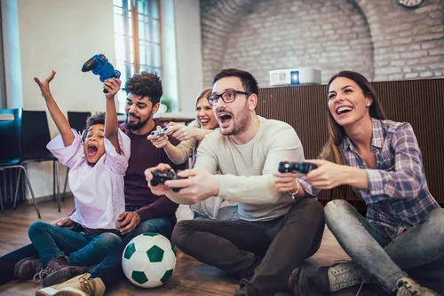 Vista 5 de Epson Home Cinema 2350 4K PRO-UHD Proyector Inteligente para Juegos con Android TV, 3-Chip 3LCD, HDR10, HLG, 2,800 Lúmenes, Baja Latencia, Altavoz