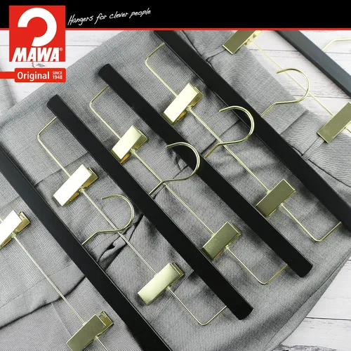 Vista 4 de MAWA by Reston Lloyd, Percha de madera europea, percha de madera de haya con clips ajustables para pantalones, gancho dorado giratorio, acabado