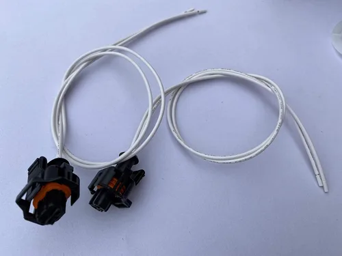 Vista 2 de Paquete de 2 conectores de inyector de combustible diésel para Chevrolet GMC 6.6L Duramax LLY LBZ LLM Diesel 2 cables Pigtail 88988963 PT2183