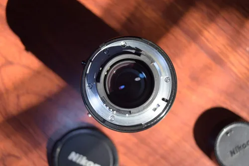 Vista 4 de Nikon 28-85/3.5-4.5 AF Zoom-Nikkor Gran angular a Teleobjetivo Nikon Lente de cámara