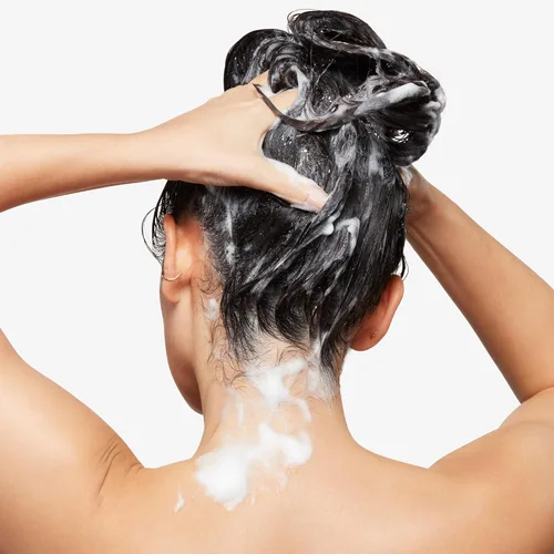 Vista 4 de Bumble and bumble. Sunday Weekly Clarifying Shampoo Gently Deeply Cleanses Removes Residue Excess Oil + Pollutants Scalp Care For All Curly