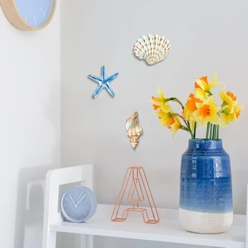 Vista 4 de Yookeer 4 piezas de decoración de pared de playa, decoración de pared de madera con conchas marinas, arte decorativo náutico costero del océano