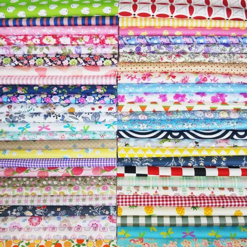 Misscrafts - Juego de 200 piezas de tela de algodón de 4 x 4 pulgadas, paquete de dijes de acolchado para acolchar, costura, manualidades, retazos