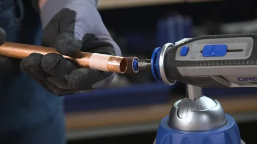 Vista 6 de Dremel SC407 EZ SpeedClic - Juego de 2 bandas de lijado de 0.512 in (grano 60/120) y 1 mandril EZ SpeedClic para lijar, dar forma y alisar madera