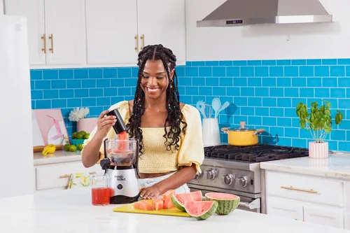 Vista 10 de Magic Bullet® Mini Exprimidor, Ahorro de Espacio en la Encimera, Canal de Alimentación de 2 Pulgadas para Frutas y Verduras, 400W, Diseño Compacto