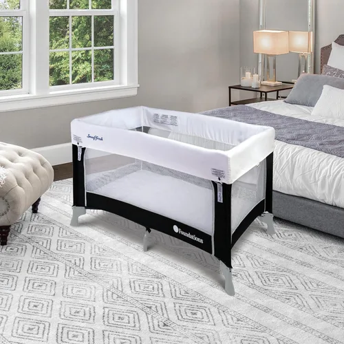 Vista 2 de Foundations SnugFresh Celebrity - Patio de juegos para bebés, de grado comercial con funda lavable, plegable y portátil para bebés y niños pequeños