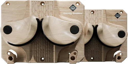 Vista 20 de Gravity Grabber La estantería de pared definitiva para esquís y tablas de snowboard - Se adapta a cualquier esquí o tabla de snowboard - Guarda tus