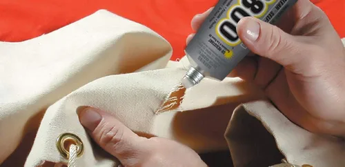 Vista 3 de UV6800 260011 Adhesivo industrial, 3.7 fl oz transparente