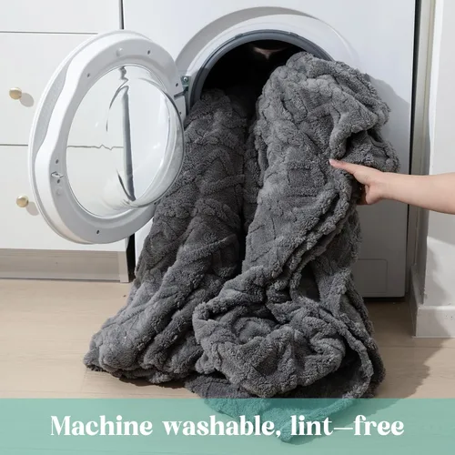 Vista 7 de HunnmingRe Funda de sofá para sofá seccional, 71 x 118 pulgadas, forro polar de felpa para sofá de 2 cojines, funda antideslizante y lavable, apta