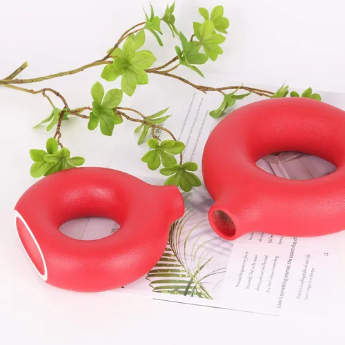 Vista 3 de Juego de 2 jarrones con forma de dona para decoración de jarrón rojo, jarrones circulares huecos, modernos jarrones de cerámica mate para entrada