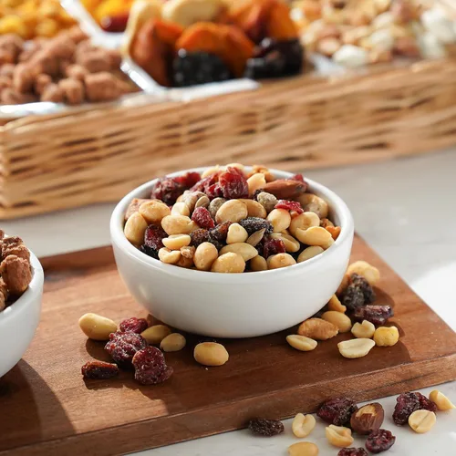 Vista 8 de Broadway Basketeers Cesta de regalo de condolencias de frutas secas y frutos secos, un surtido saludable de frutas y nueces, ideal para condolencias