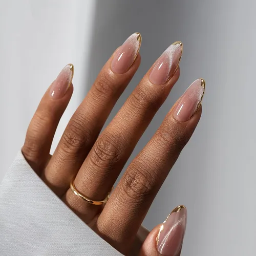 Vista 17 de BTArtbox Uñas Postizas Blancas Cortas a Presión - Uñas Postizas de Gel Suave en Forma de Almendra, Uñas Blancas con Pegamento para Uñas, Uñas