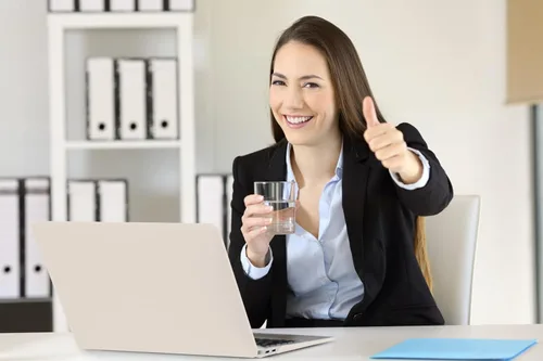 Vista 3 de Teryeefi Funda para MacBook Air de 13 pulgadas 2020 2021 2019 2018 versión A2337 M1 A2179 A1932, carcasa rígida esmerilada y cubierta de teclado