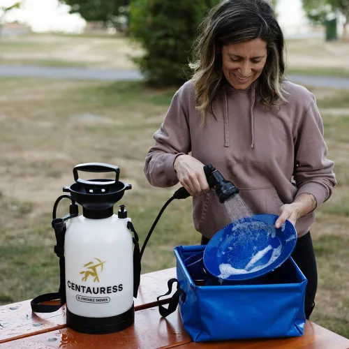 Vista 4 de Bomba de ducha portátil para acampar con soporte de cabezal de ducha y válvula de seguridad (45 PSI) - Ducha portátil para acampar - Kit de enjuague