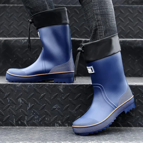 Vista 4 de Botas de lluvia para hombre, botas de goma impermeables para hombre con diseño único de PVC, cómodas y ligeras, botas de jardín resistentes