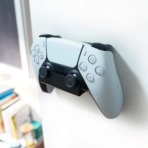 Vista 5 de Monzlteck Nuevo soporte de pared para controlador PS4, compatible con controlador PS5, aplicación sin tornillos (individual)