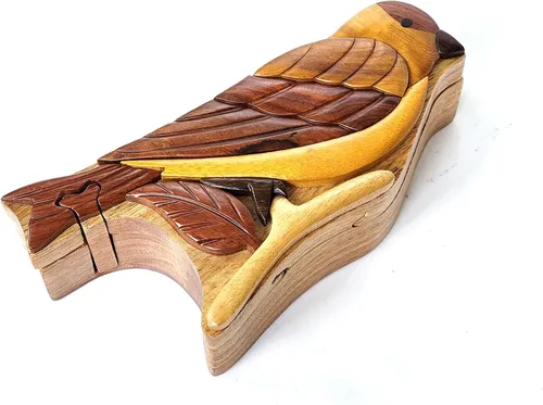 Vista 2 de Goldfinch Bird - Caja de rompecabezas de madera de Intarsia, hecha a mano con compartimento secreto