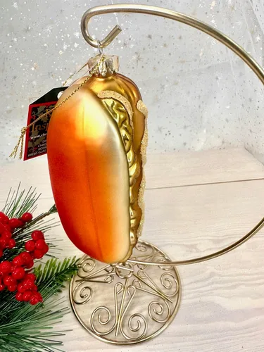 Vista 4 de Christmas By Krebs Adornos coleccionables de vidrio soplado para árbol (perro caliente de 5.25 pulgadas)