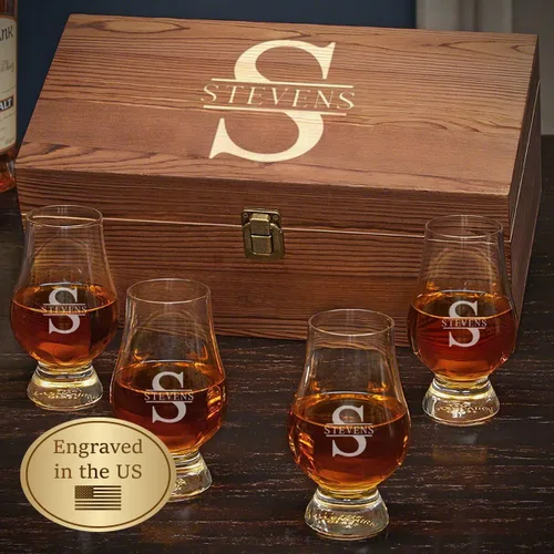 Vista 10 de Set de regalo personalizado de whisky Glencairn con caja