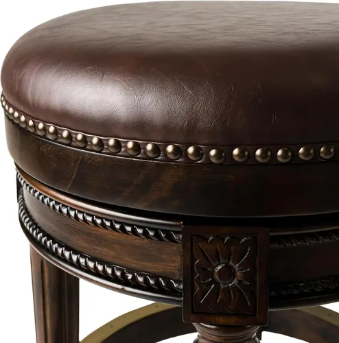 Vista 9 de Maven Lane Pullman Taburete de mostrador sin espalda de 26 pulgadas, juego de 2 taburetes giratorios con reposapiés, marco de madera maciza marrón