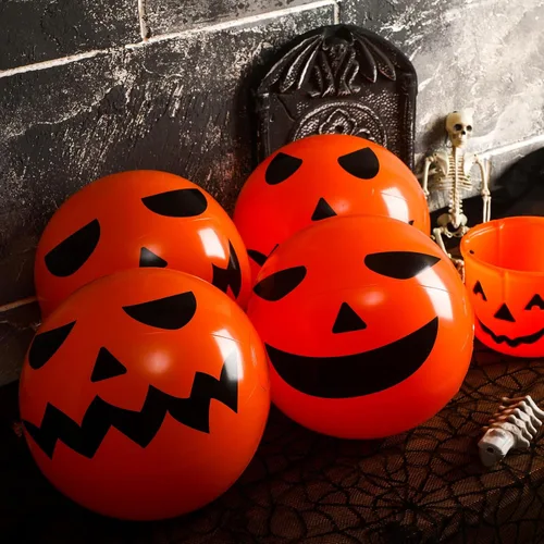 Vista 5 de Wettarn Halloween Inflatable Pumpkin Beach Balls Jack O Lantern Game Bulk