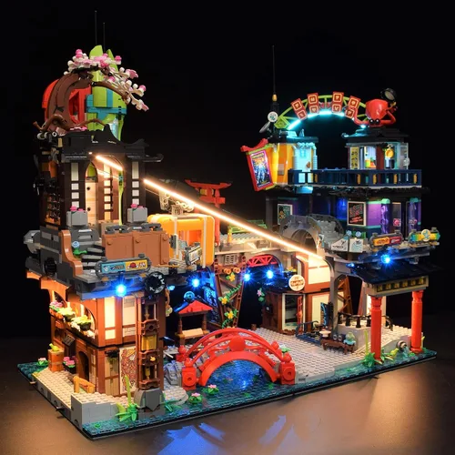 Vista 3 de LightGo Kit de iluminación LED diseñado para Ninja 71799 compatible con Lego NINJAGO City Markets Building Set, no incluye modelo (versión remota)
