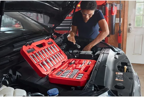 Vista 4 de CRAFTSMAN Juego de herramientas mecánicas, accionamiento de 3/8 pulgada, 61 piezas (CMMT45161)