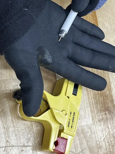 Vista 9 de Cablematic 38590 DDT 596/11 Pelacables de doble caída para técnicos profesionales, electricistas e instaladores, herramienta fácilmente portátil, 2