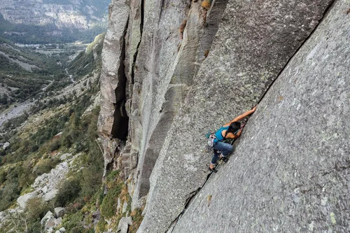 Vista 3 de Wild Country Friends - Cámaras de escalada en roca, protección ligera y activa para escalada comercial y alpina