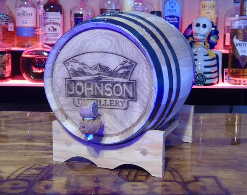 Vista 2 de Barriles de envejecimiento de roble americano blanco grabado personalizado (1 litro), nuevos barriles de madera para envejecer tu propio whisky