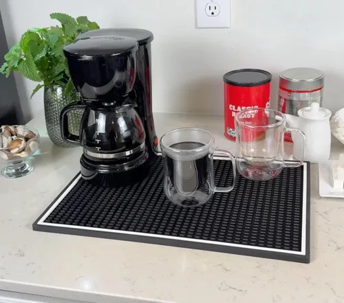 Vista 6 de Alfombrillas de bar para encimera con marco blanco, alfombrilla de café de silicona premium de 18x12 pulgadas, protector de almohadilla resistente