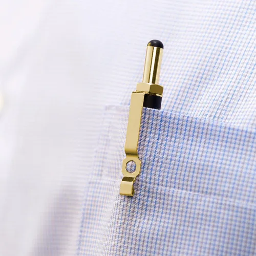 Vista 8 de Westcott 17314 Cuchillo retráctil estilo bolígrafo CarboTitanium Bonded, color dorado