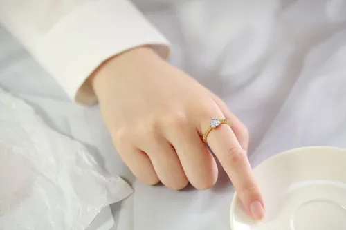 Vista 4 de Personalized Matching Rings for Couples Stainless Steel Promise Rings for Couples Set with 2 Rings Engraved Inside and Outside Ring for Men and