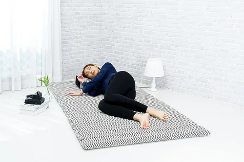 Vista 752 de Leewadee colchón tailandés enrollable para cama de invitados, tapete de yoga, para masaje tailandés, ecológico, orgánico y natural.