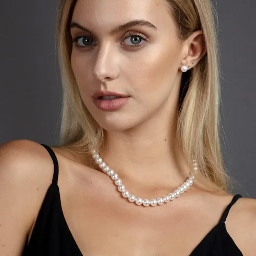 Vista 3 de Cryshimmer Gargantilla de perlas para mujer, cuentas de perlas sintéticas, collar y aretes, juego de bisutería