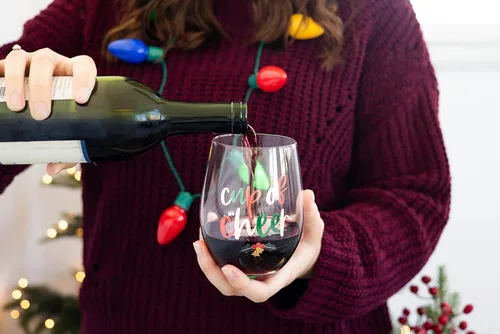 Vista 4 de Pearhead Copa de vino de alegría, copa de vino sin tallo, regalo de Navidad para mamá, decoración de cocina de vacaciones, copa de vino de alegría