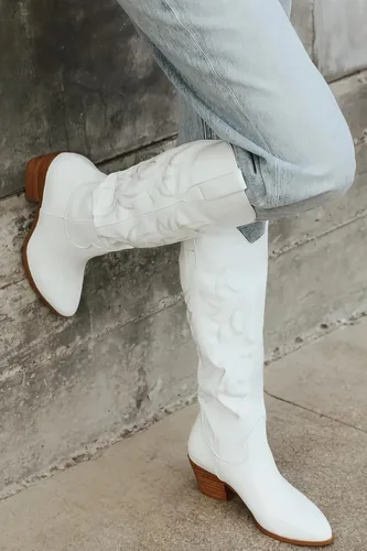 Vista 6 de STALOV Botas vaqueras para mujer, botas de tacón grueso hasta la rodilla, botas vaqueras con punta occidental, botas bordadas de gamuza