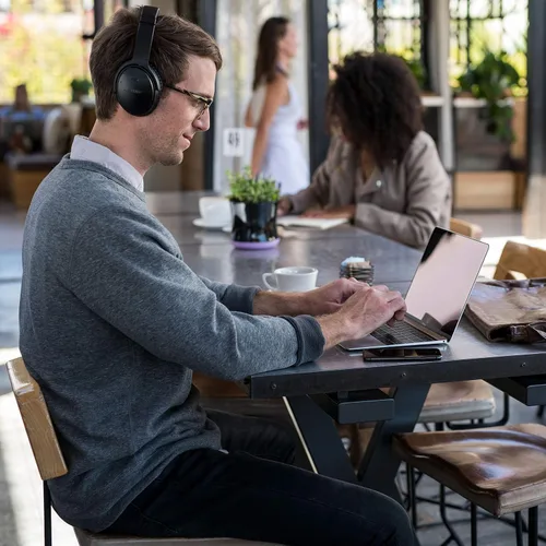 Vista 2 de Bose Auriculares inalámbricos Bluetooth QuietComfort 35 II, con cancelación de ruido, con control de voz Alexa - Negro