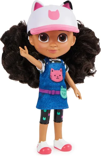 Gabby's Dollhouse 8-inch Gabby Girl Doll (Travel Edition) with Cat Ears Muñeca Gabby Viajero
