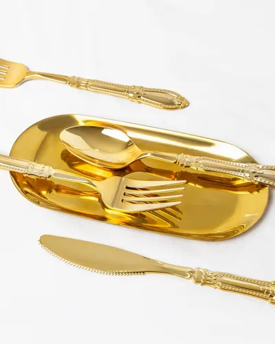 Vista 4 de Nervure Juego de cubiertos de plástico dorado de 90 piezas, juego de cubiertos desechables resistentes, utensilios de plástico dorado de lujo que