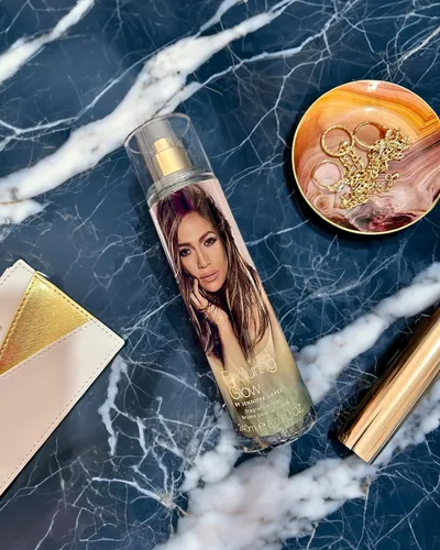 Vista 2 de Jennifer Lopez Enduring Glow Body Mist, 8.1 fl oz (8fl oz)