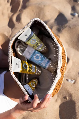 Vista 5 de Bee and You After Sun Lotion, Aloe Vera, extracto de propóleo, refrescante, óxido de zinc a base de minerales, vitamina E, tratamiento 100% natural